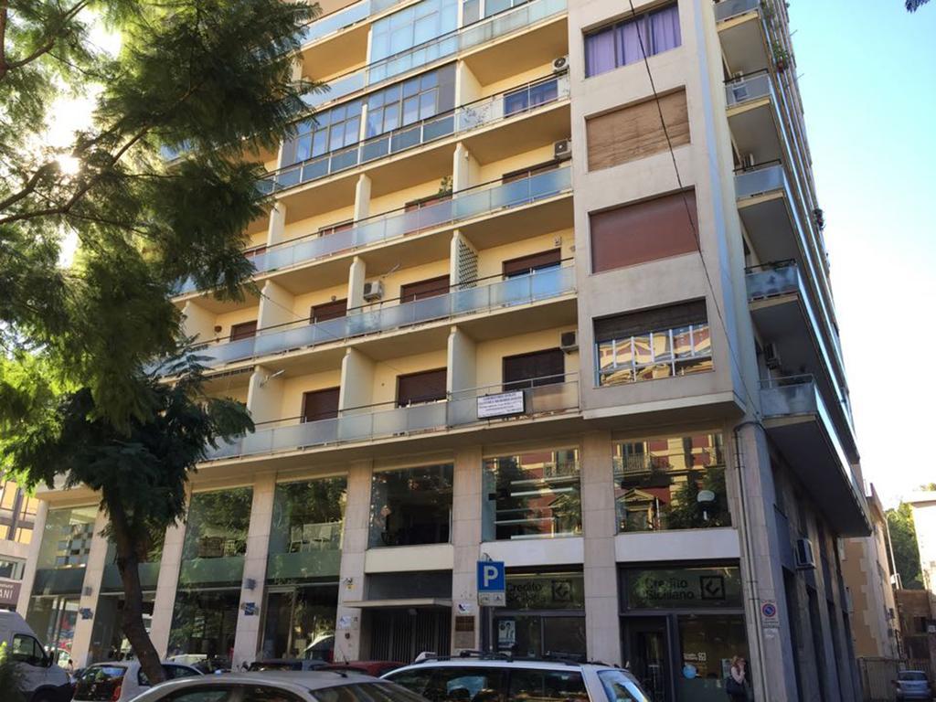 Eh13 Luxury Accommodation Катания Екстериор снимка
